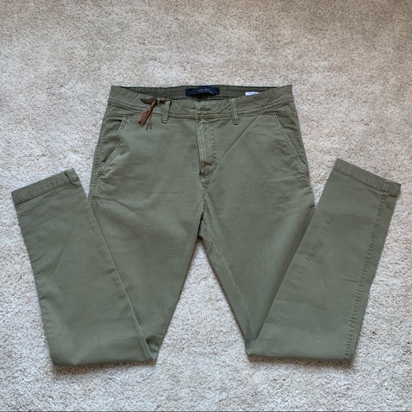 Zara Man Green Khaki Pants - Size 32 - Picture 2 of 6